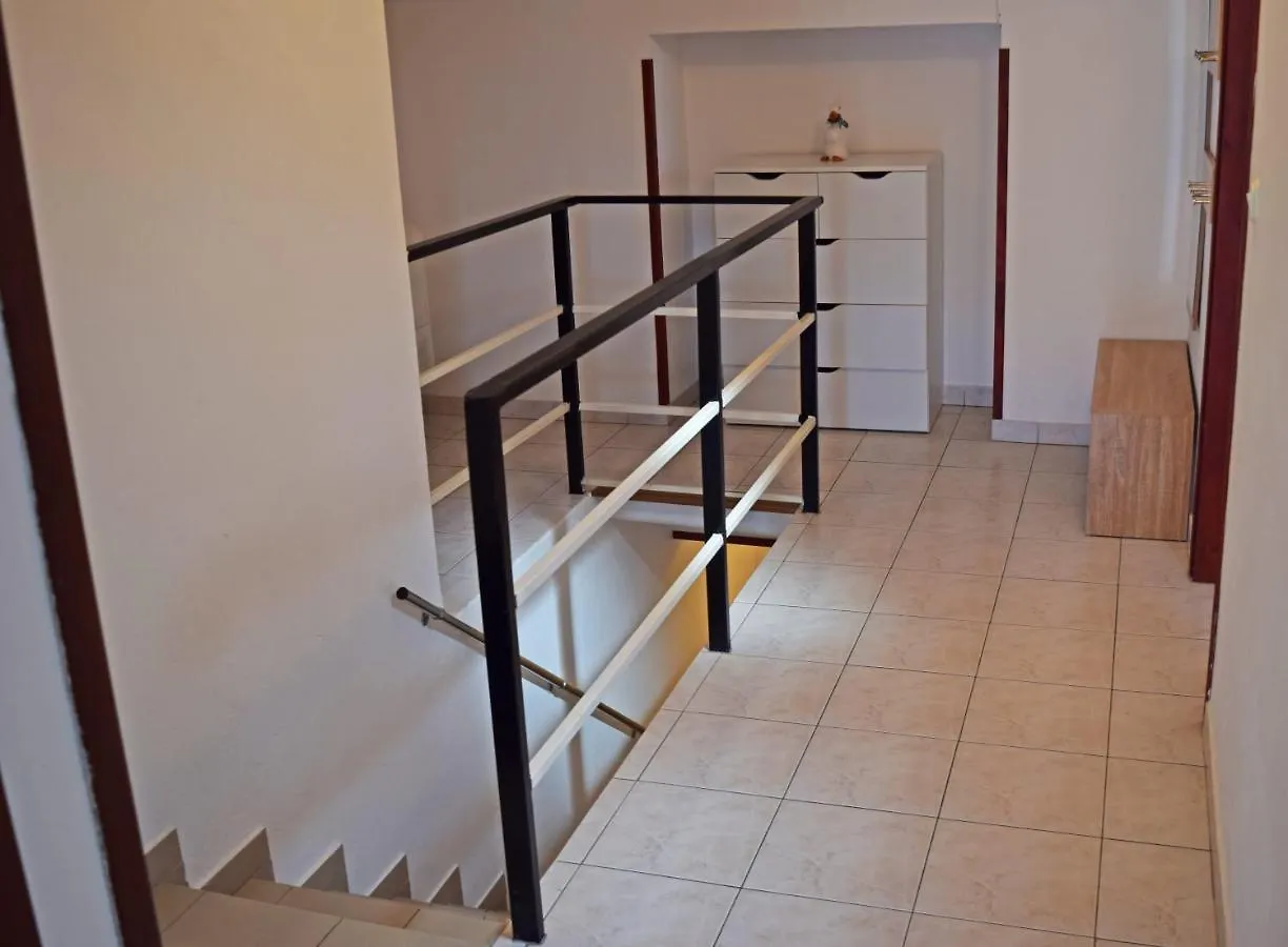 Apartmenthaus Mira Eldic 0*, Fažana