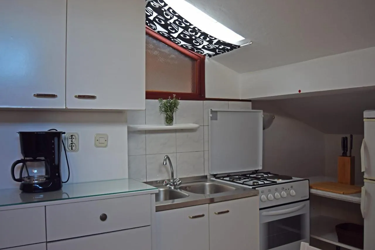 Apartmenthaus Mira Eldic Fažana 0*,  クロアチア
